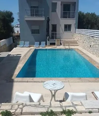 شقة Aquarock Prassás